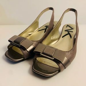 Anne Klein Sport (AK sport) gold little wedge size 9